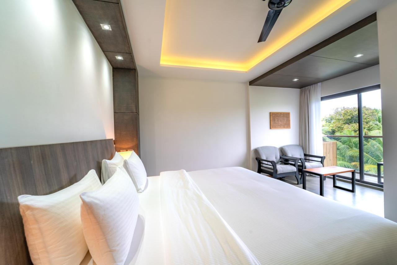 Ataraxis Grand And Spa Fuvahmulah Eksteriør bilde