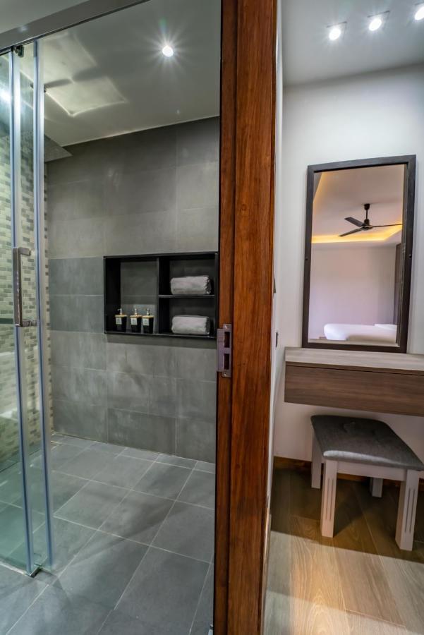 Ataraxis Grand And Spa Fuvahmulah Eksteriør bilde